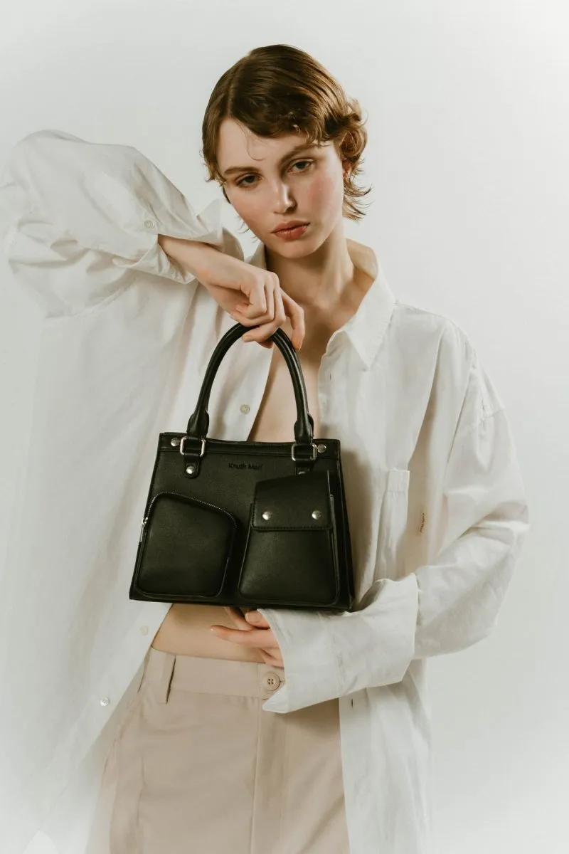 -On sale April 25th 21:00-  multi pocket hand bag/2color