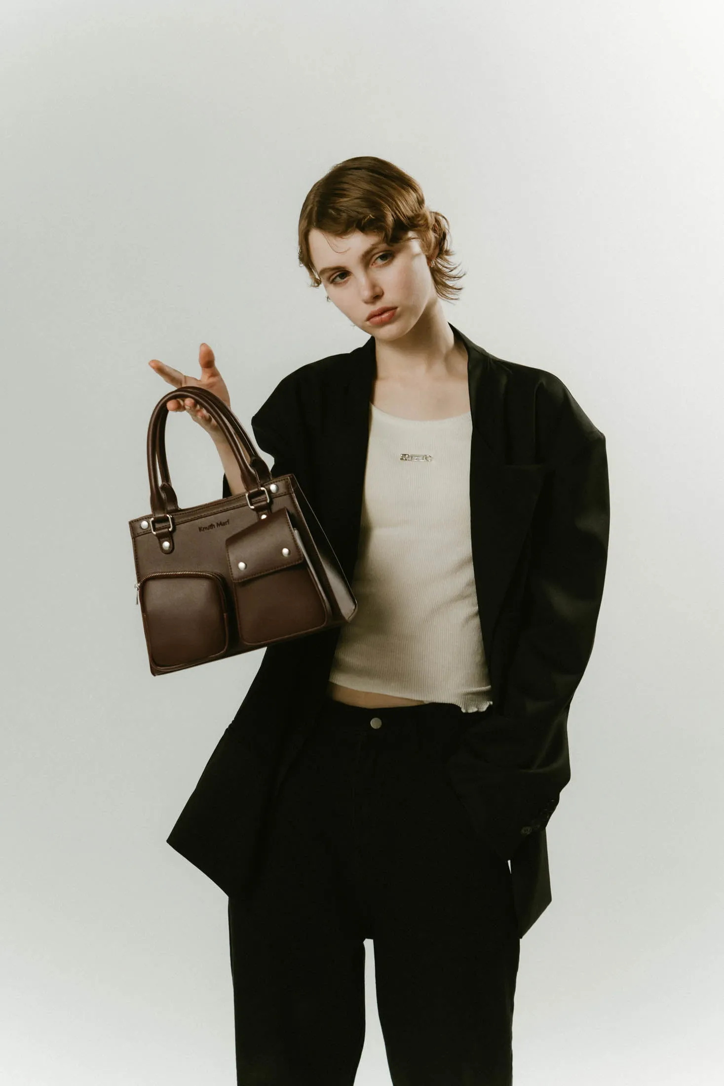 -On sale April 25th 21:00-  multi pocket hand bag/2color