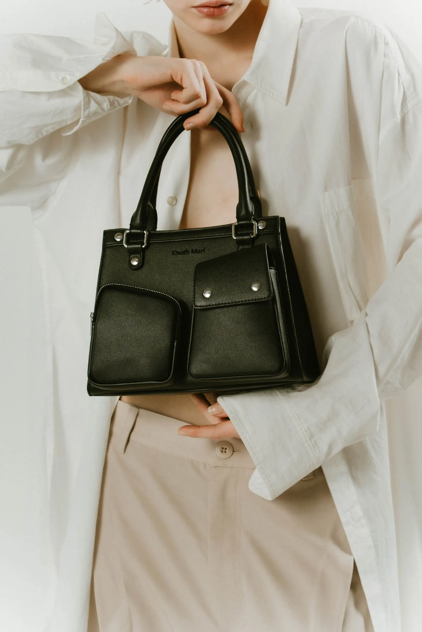-On sale April 25th 21:00-  multi pocket hand bag/2color