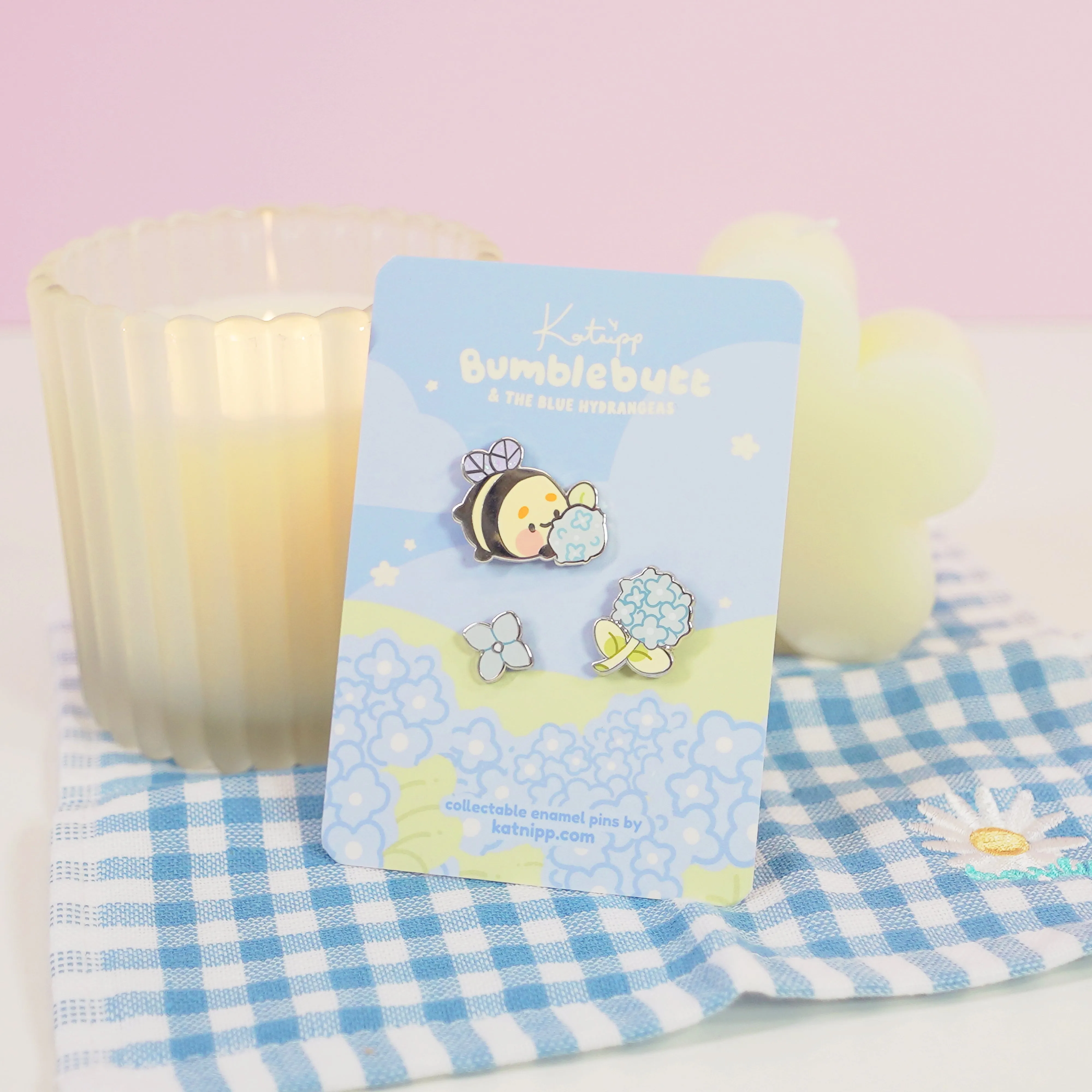 Bumblebutt & Blue Hydrangea Enamel Pin Bundle | Cute Kawaii Floral Pins for Jackets, Bags & Displays