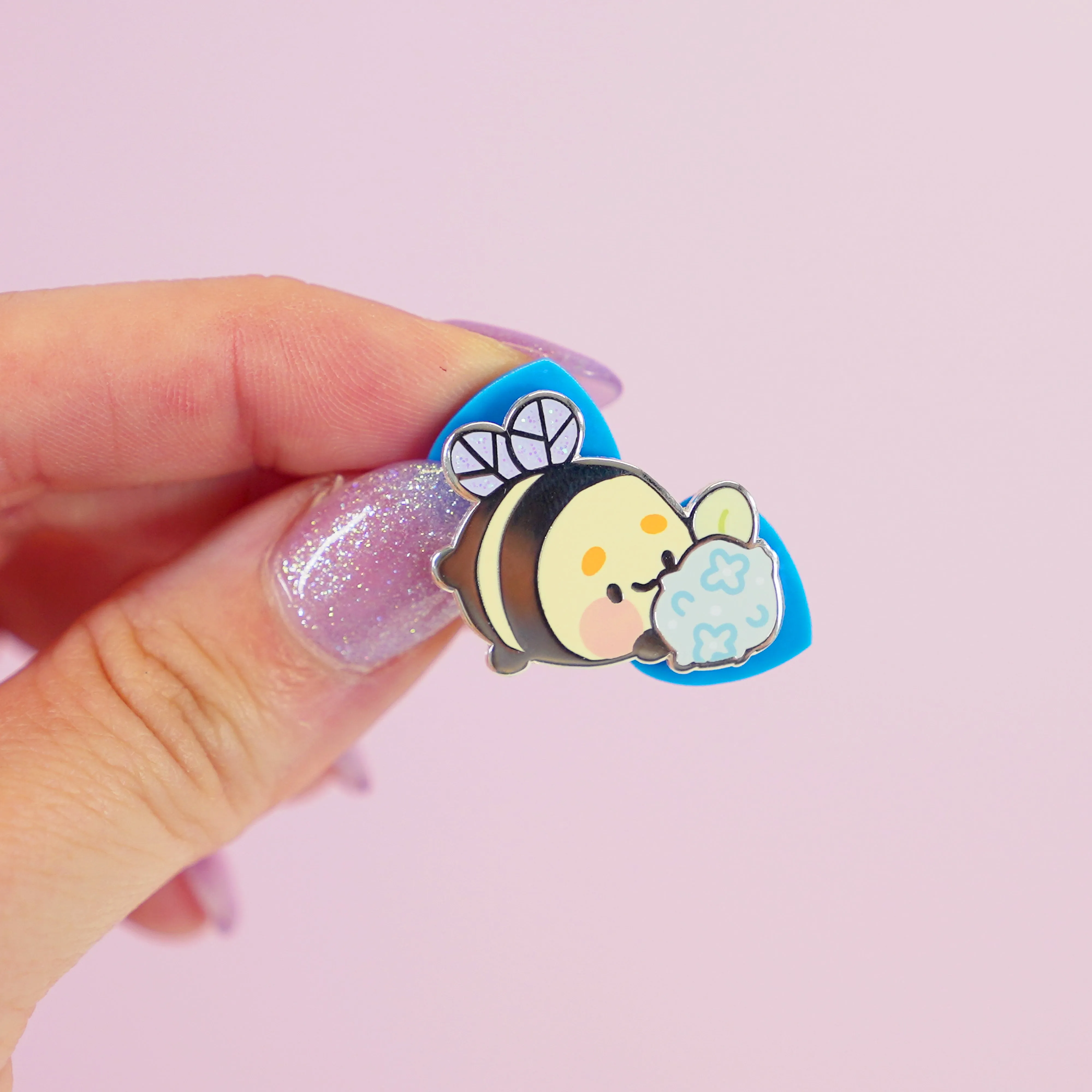 Bumblebutt & Blue Hydrangea Enamel Pin Bundle | Cute Kawaii Floral Pins for Jackets, Bags & Displays