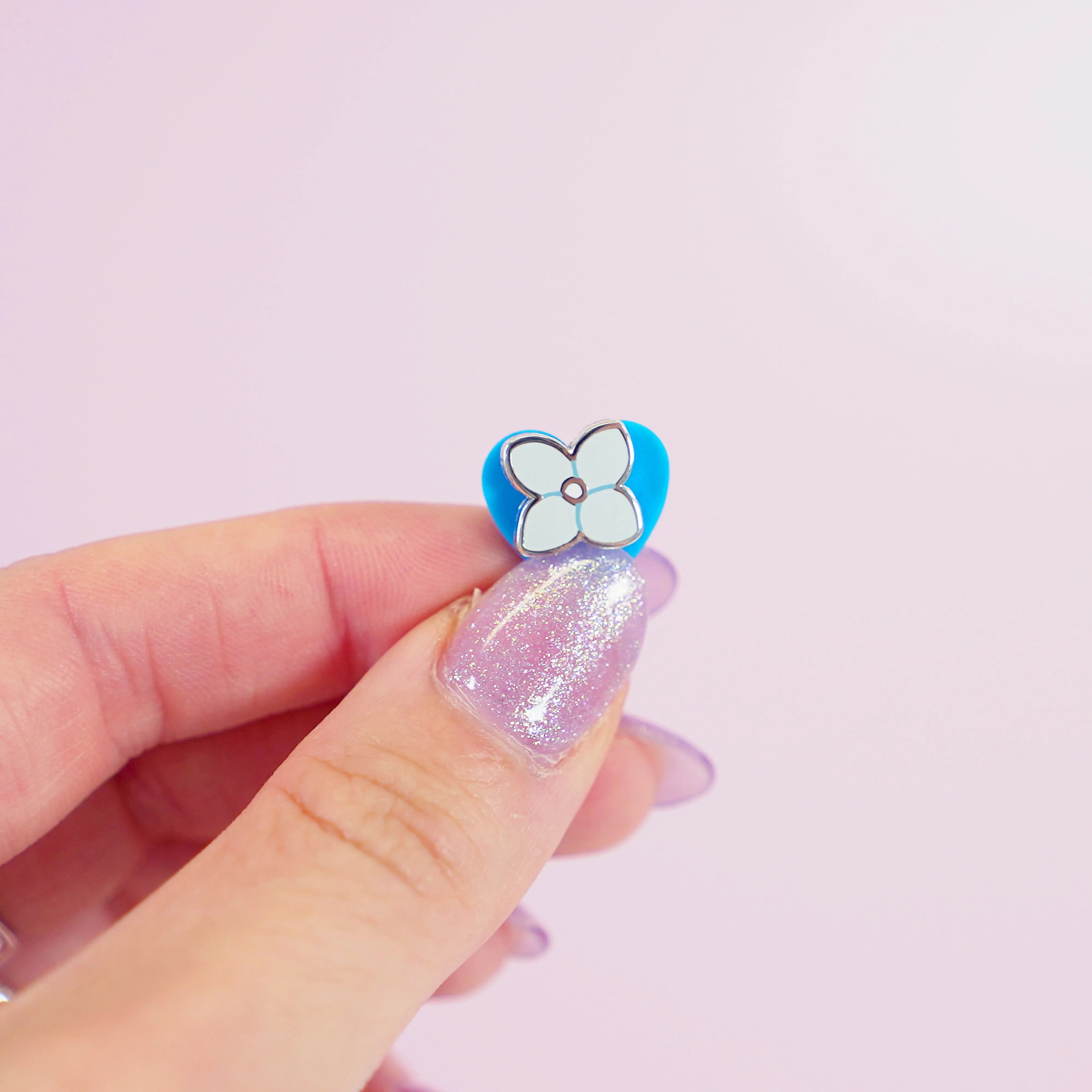Bumblebutt & Blue Hydrangea Enamel Pin Bundle | Cute Kawaii Floral Pins for Jackets, Bags & Displays
