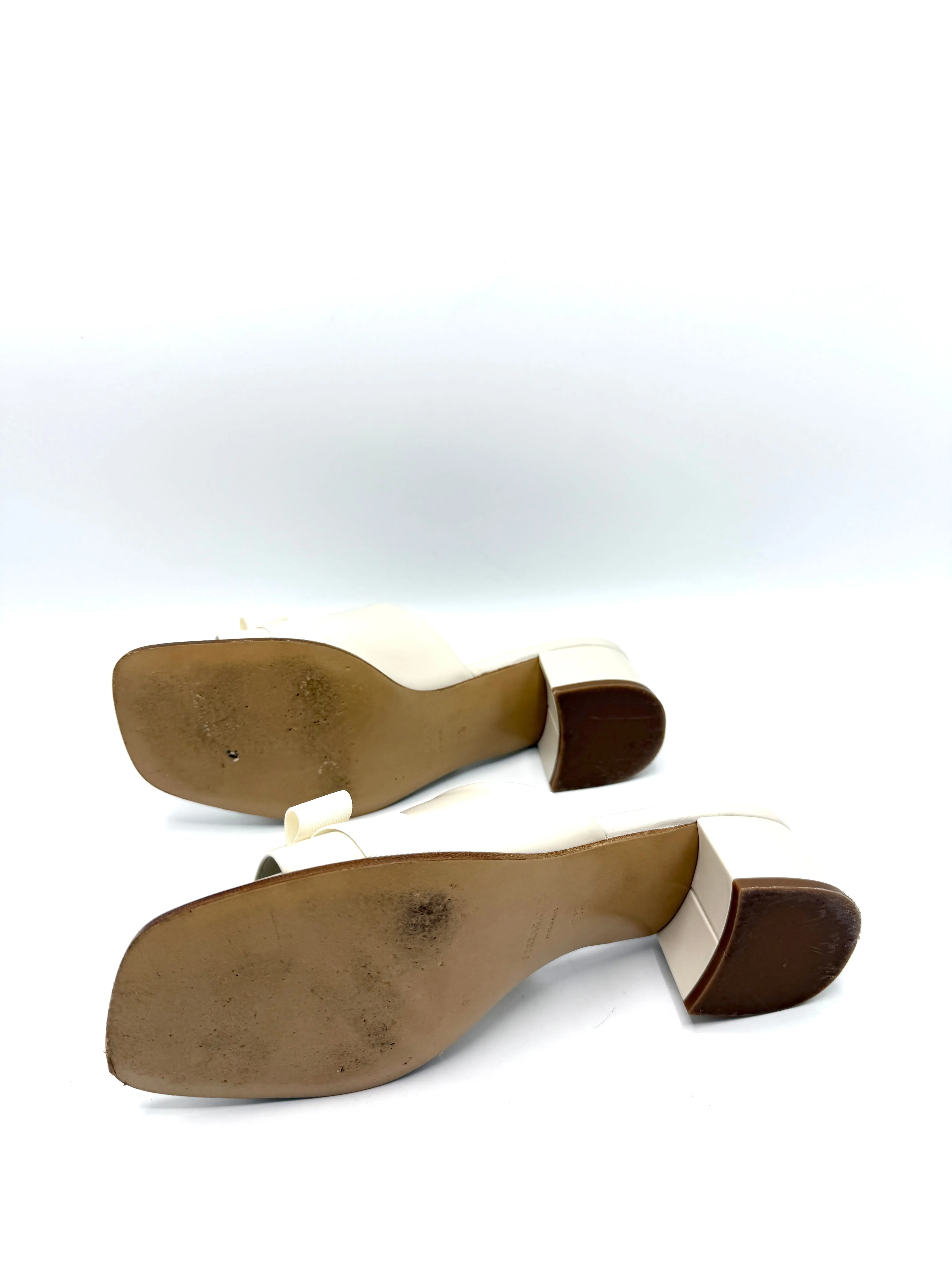 Ivory GHW Bowtie Wedge Sandals Sz 6.5