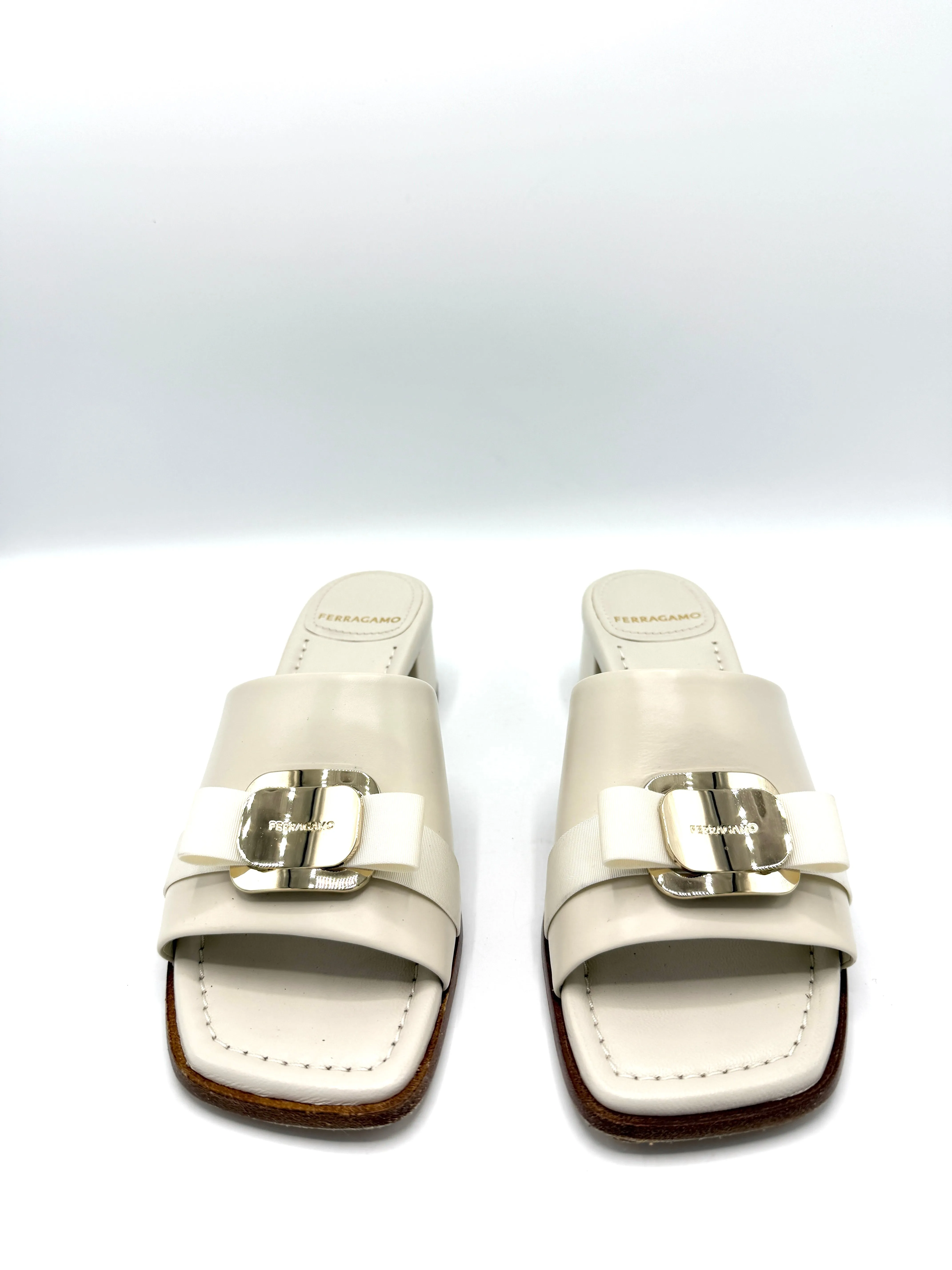 Ivory GHW Bowtie Wedge Sandals Sz 6.5