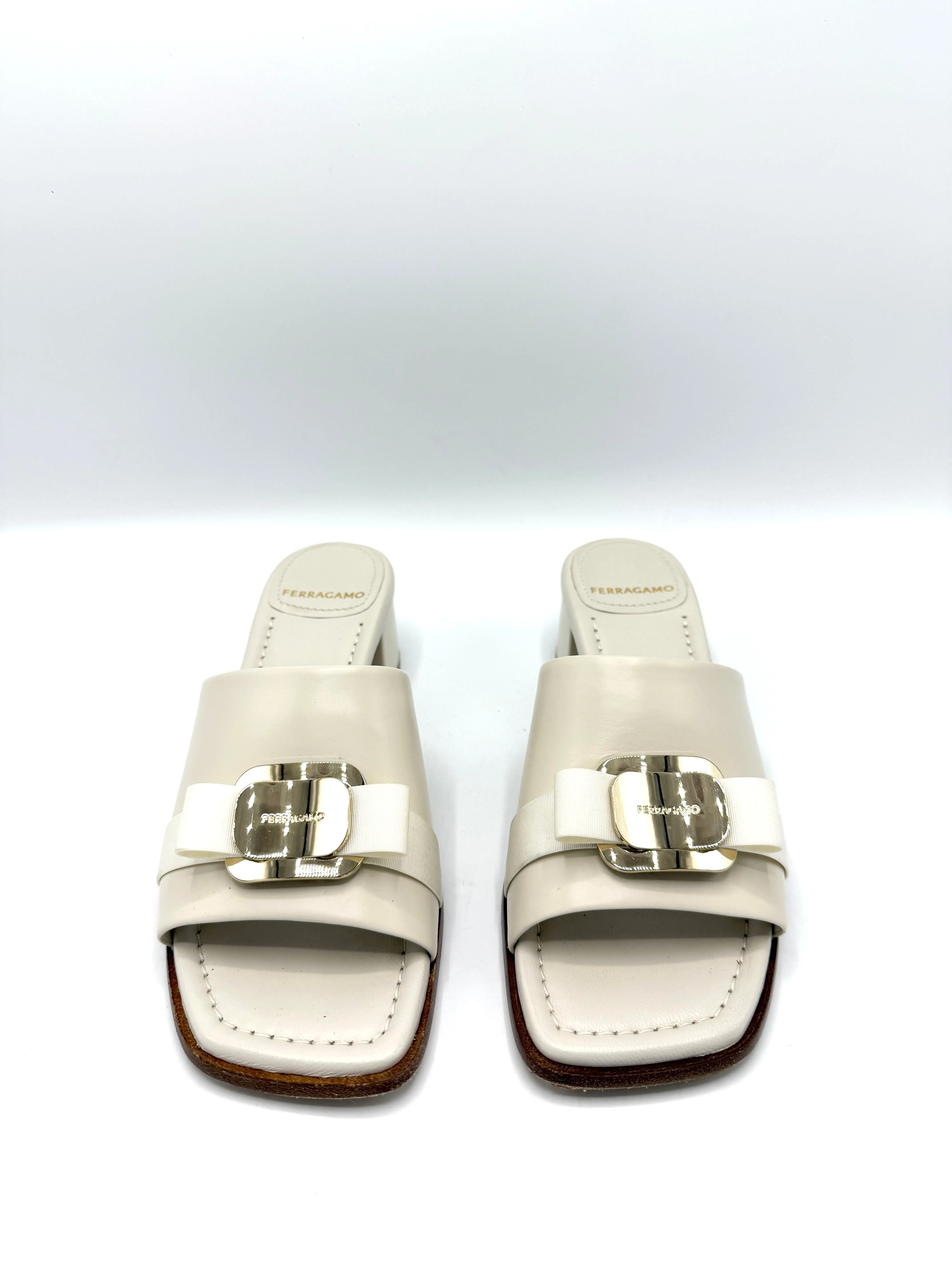 Ivory GHW Bowtie Wedge Sandals Sz 6.5