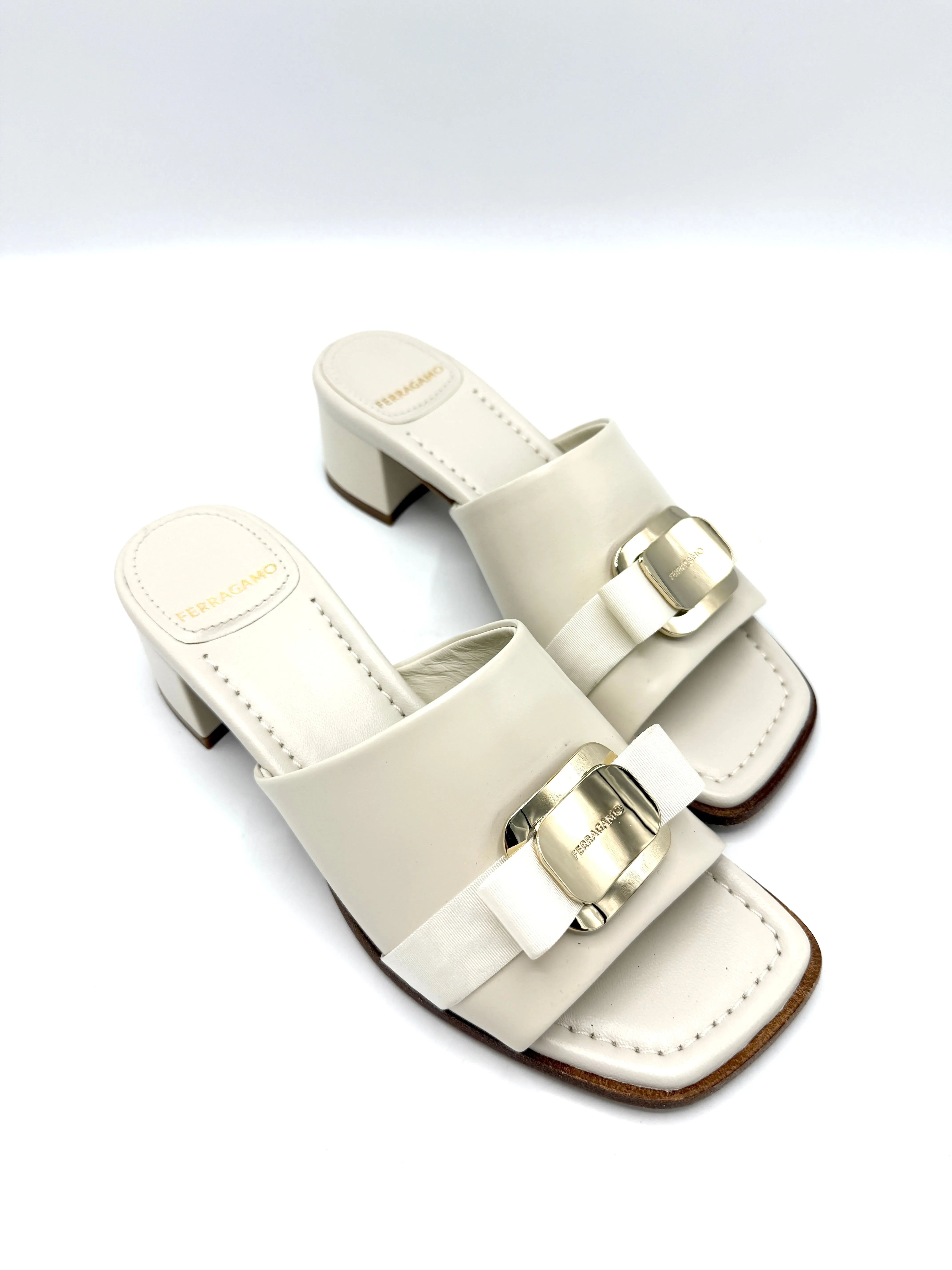 Ivory GHW Bowtie Wedge Sandals Sz 6.5